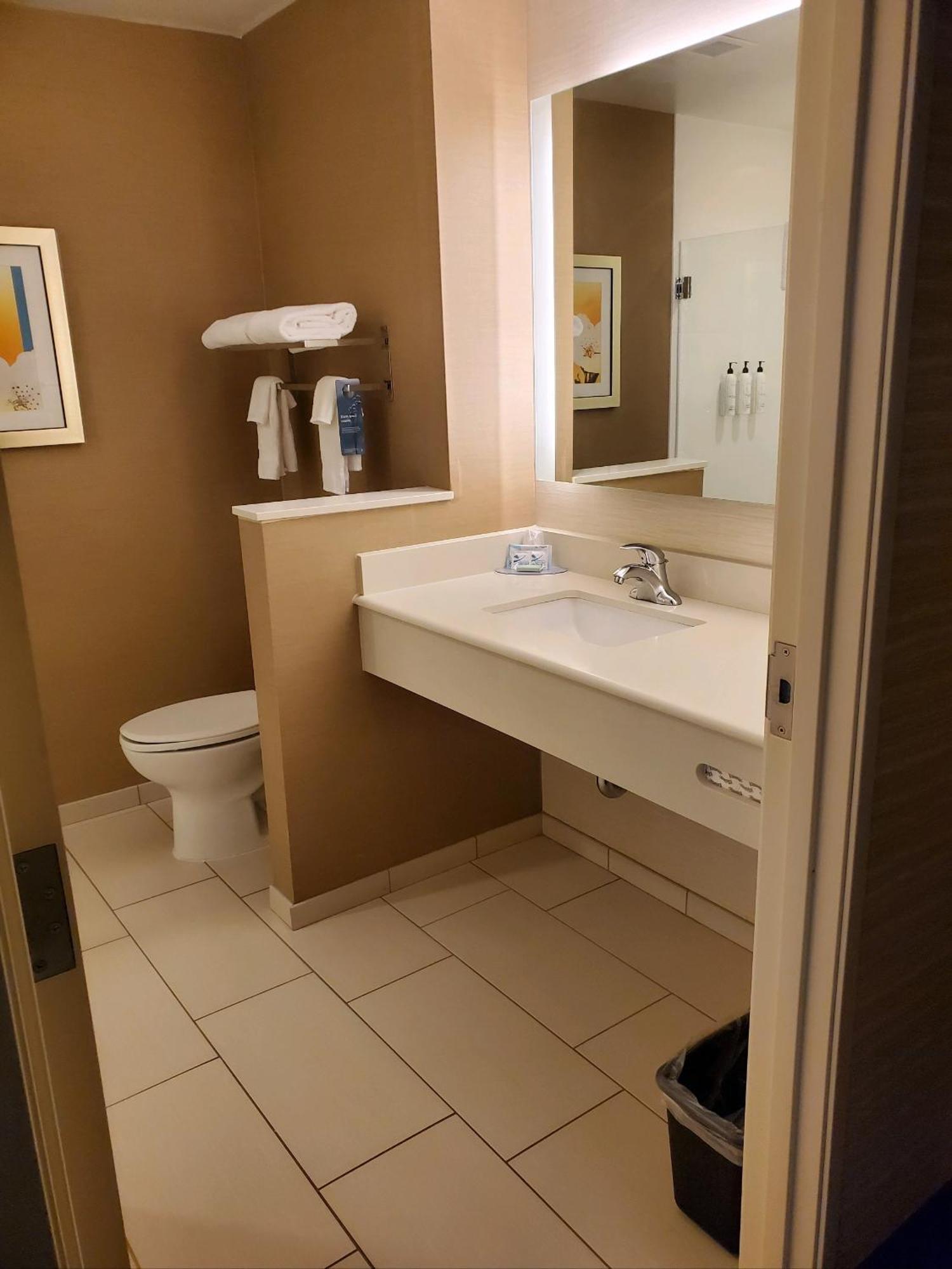 Fairfield Inn & Suites By Marriott Belle Vernon Zewnętrze zdjęcie